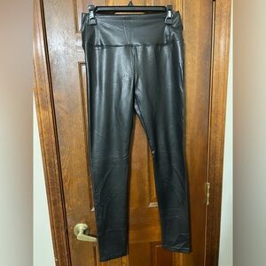 7 For All Mankind Black Faux Vegan Leather Moto Legging Skinny Pant size S